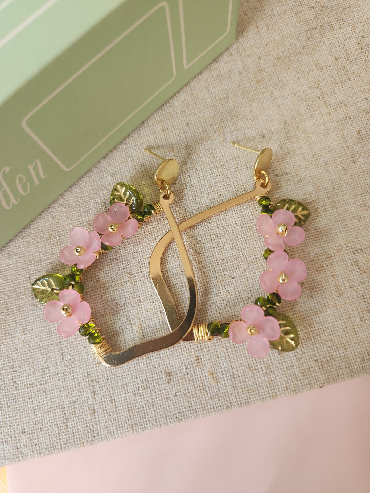 Florecer Spring Collection