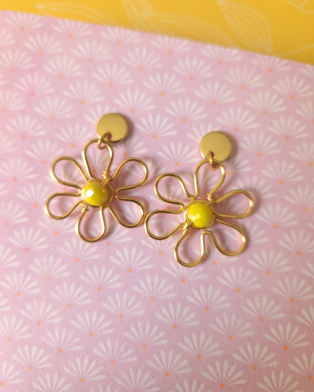 Wire Flower Dangle Earrings